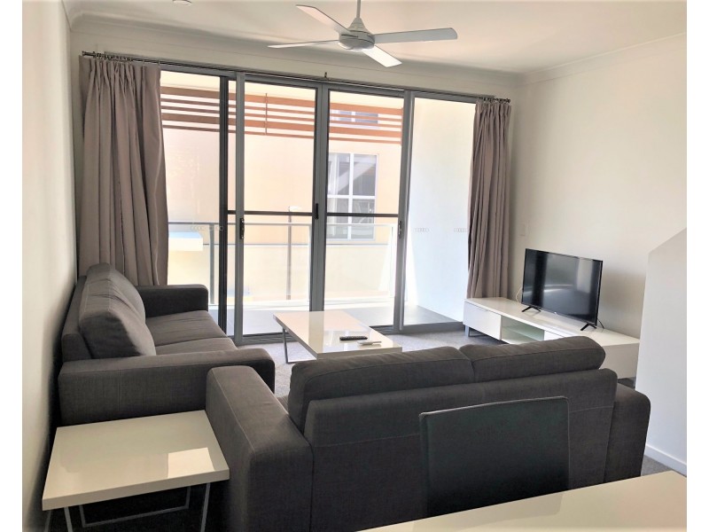 40/3028 The Boulevard, Carrara QLD 4211