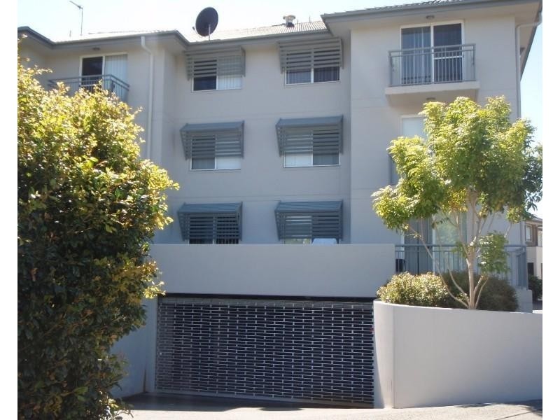 1106/33 CLARK STREET, Biggera Waters QLD 4216