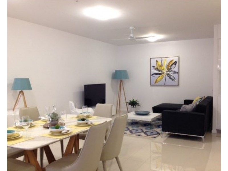 403/378 Marine Parade, Labrador QLD 4215