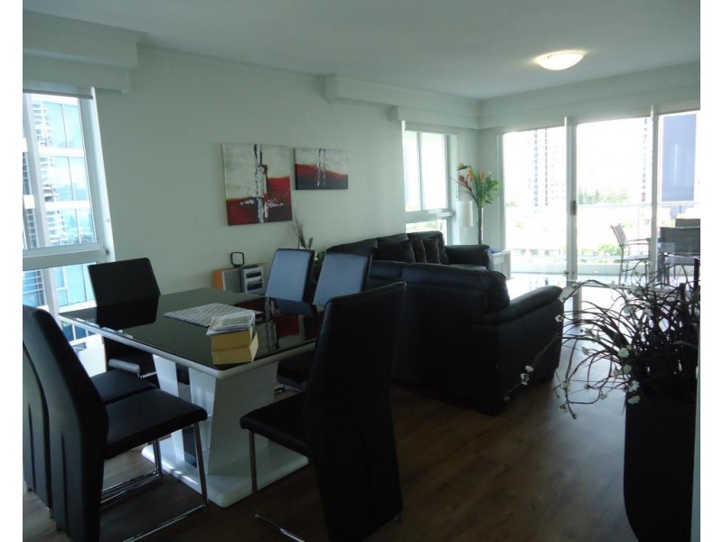 30/15-21 Breaker Street, Main Beach QLD 4217