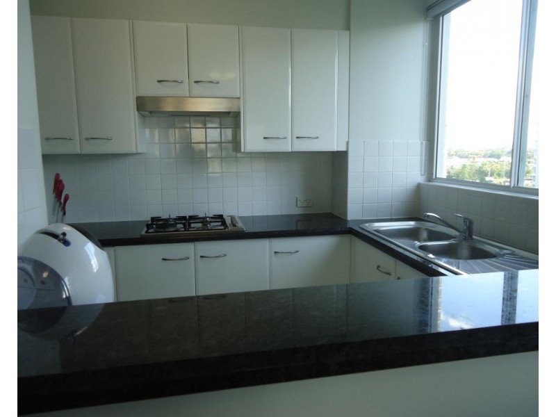 30/15-21 Breaker Street, Main Beach QLD 4217