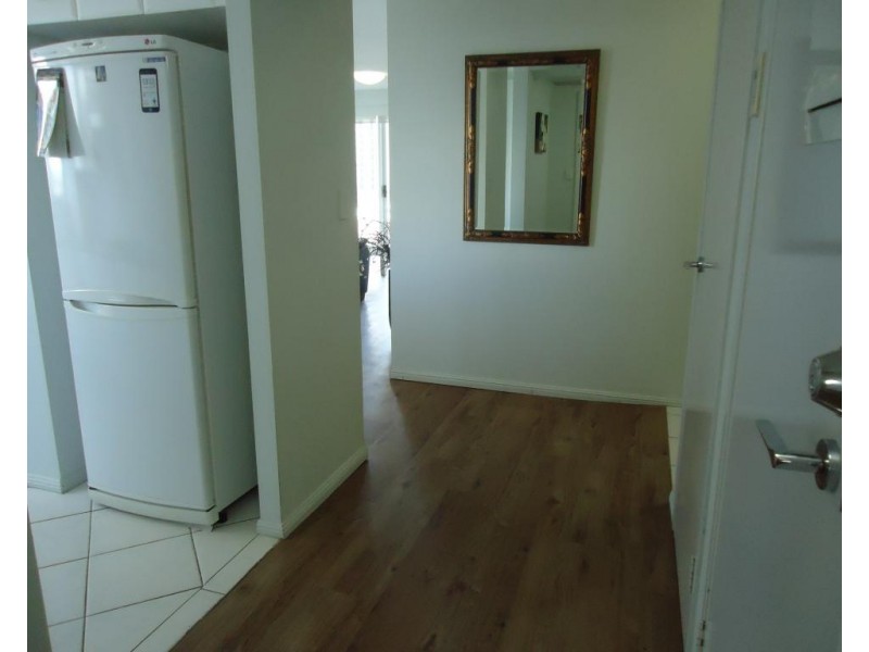 30/15-21 Breaker Street, Main Beach QLD 4217