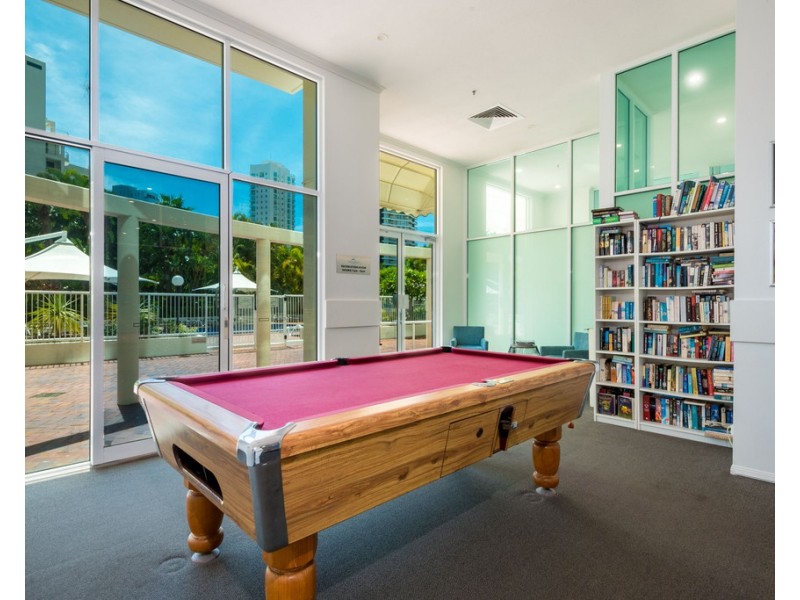 30/15-21 Breaker Street, Main Beach QLD 4217