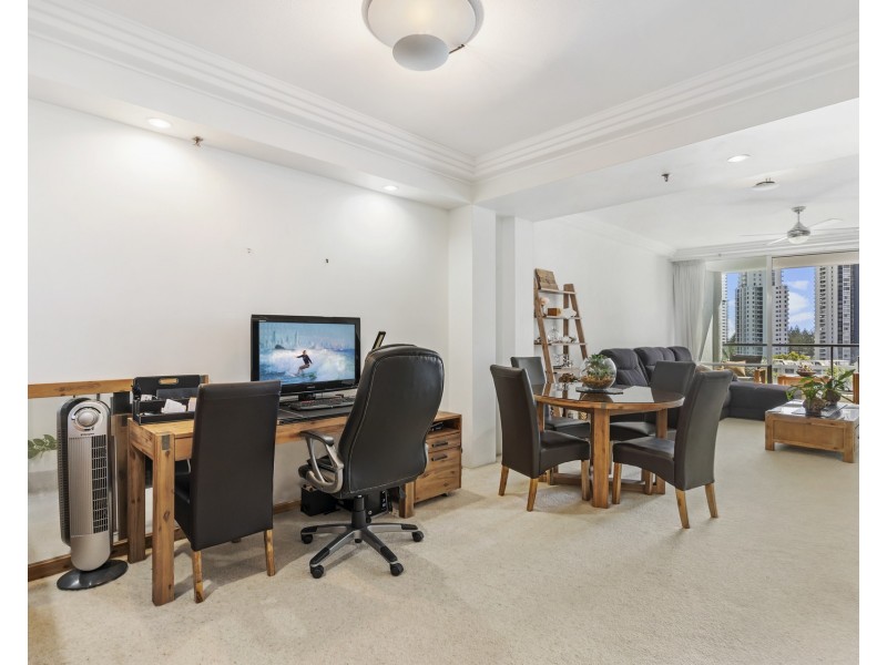 29/3 Tedder Avenue, Main Beach QLD 4217