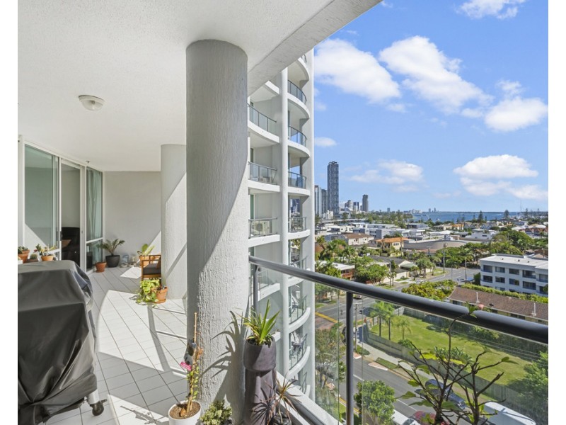 29/3 Tedder Avenue, Main Beach QLD 4217