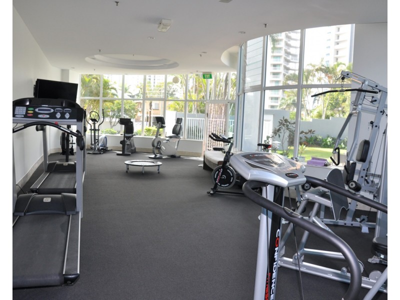 29/3 Tedder Avenue, Main Beach QLD 4217