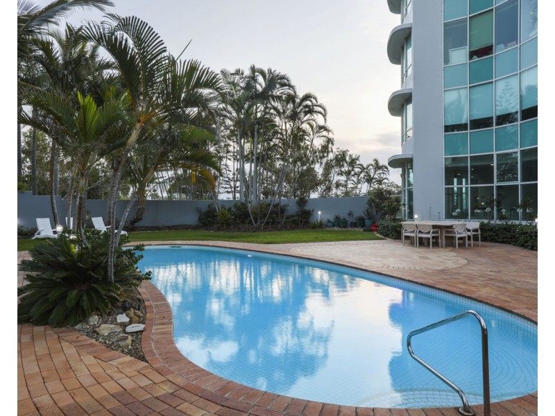 29/3 Tedder Avenue, Main Beach QLD 4217