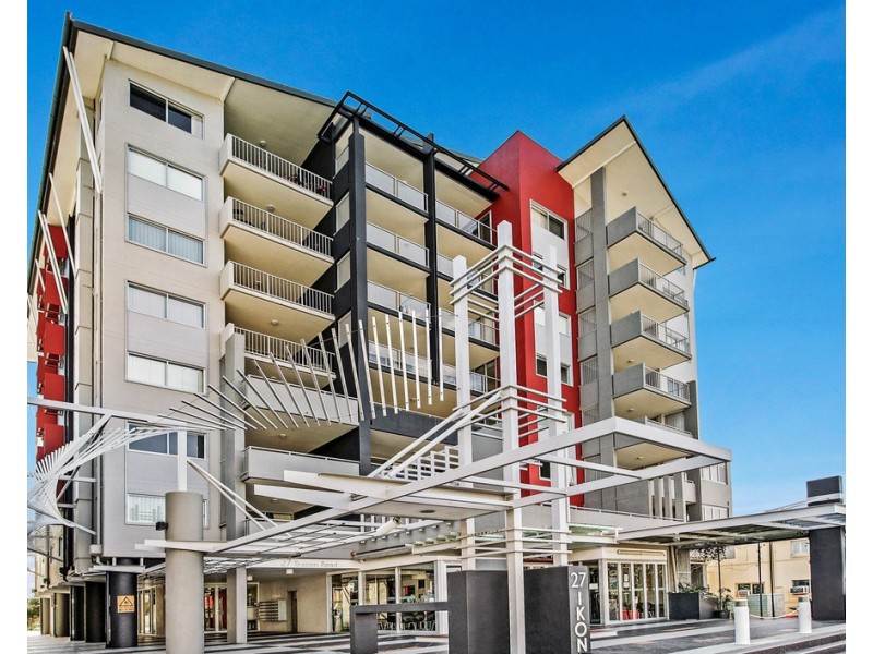 CF2141 / 27 Station Road, Indooroopilly QLD 4068