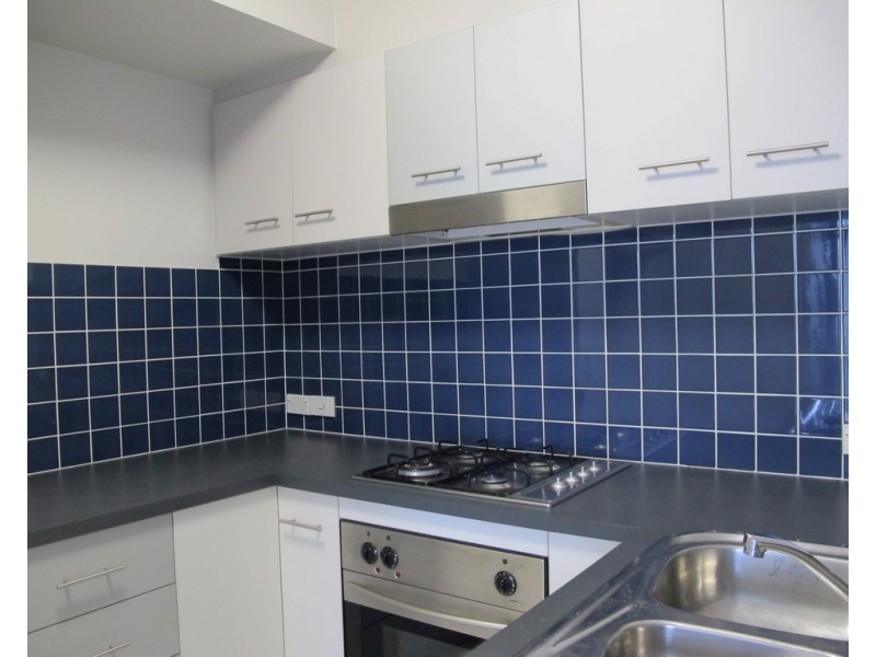 CF2141 / 27 Station Road, Indooroopilly QLD 4068