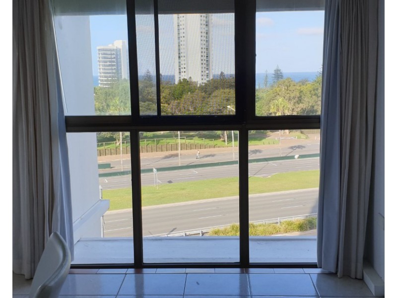 24/18 Commodore Dr, Surfers Paradise QLD 4217
