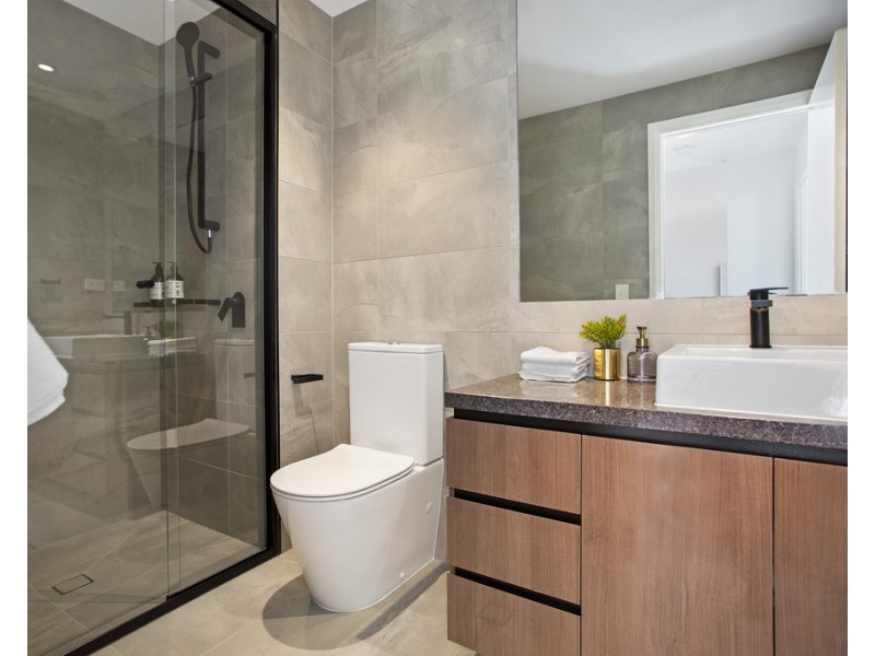 5221 Harbourview Drive, Hope Island QLD 4212