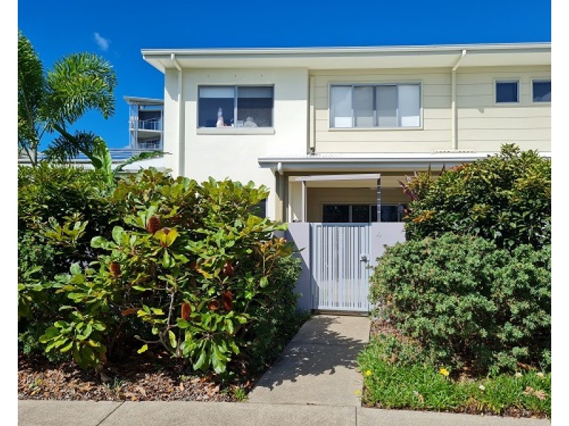 4/46 Regatta Blvd, Birtinya QLD 4575