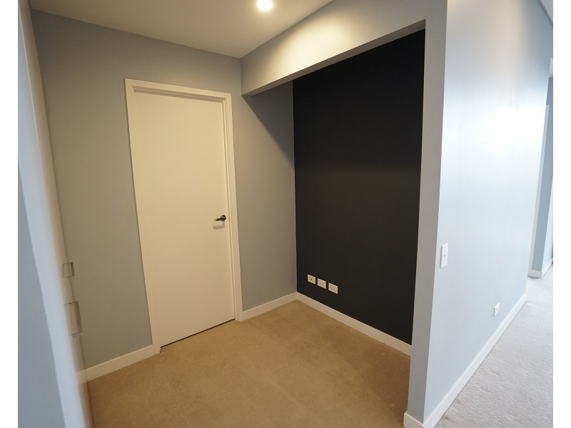 RENTED RENTED, Hamilton QLD 4007