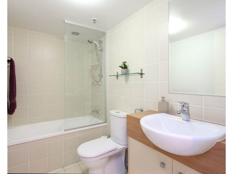 170 Leichhardt Street, Spring Hill QLD 4000