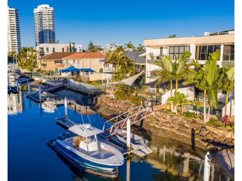 4/23-25 Madang Street, Runaway Bay QLD 4216