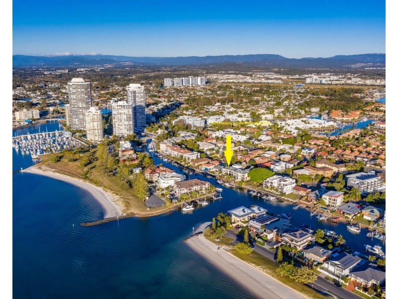 4/23-25 Madang Street, Runaway Bay QLD 4216