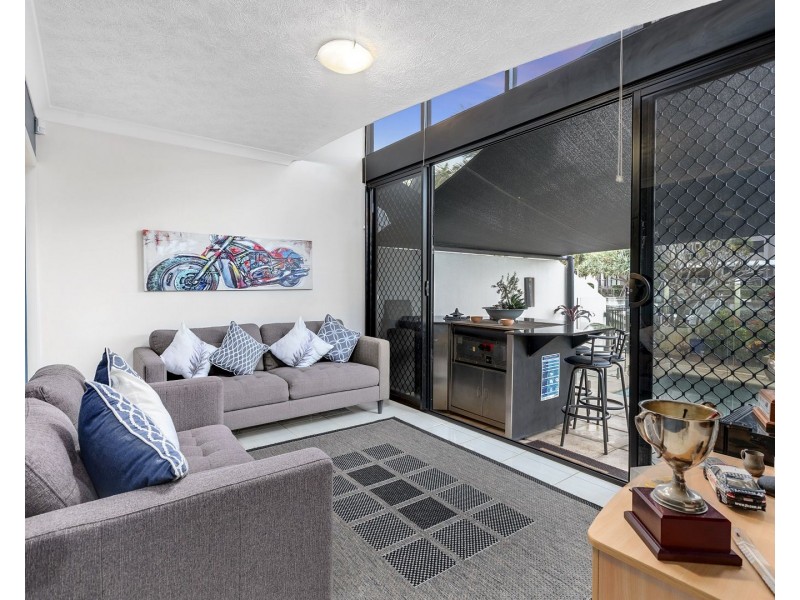 4/23-25 Madang Street, Runaway Bay QLD 4216