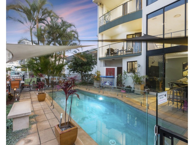 4/23-25 Madang Street, Runaway Bay QLD 4216