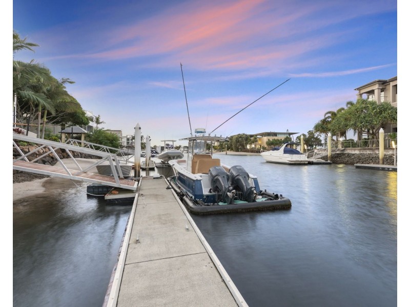 4/23-25 Madang Street, Runaway Bay QLD 4216