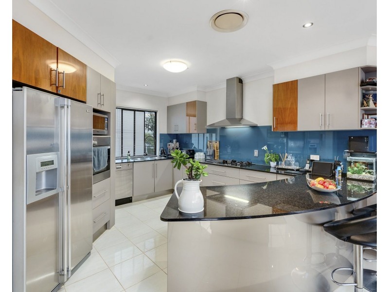 4/23-25 Madang Street, Runaway Bay QLD 4216