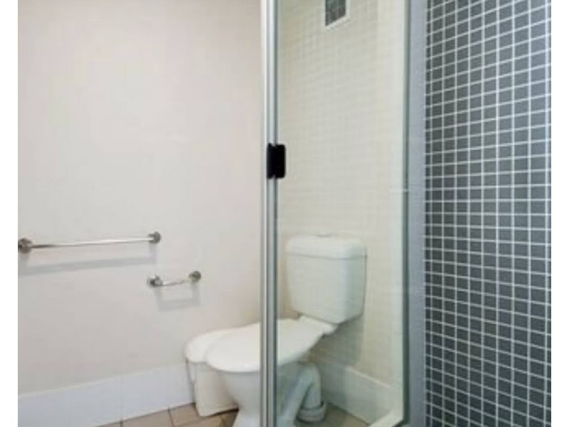 141/25 Lake Orr Drive, Robina QLD 4226