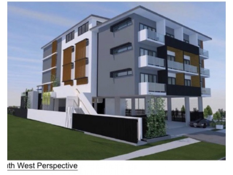 126 Frank Street, Labrador QLD 4215