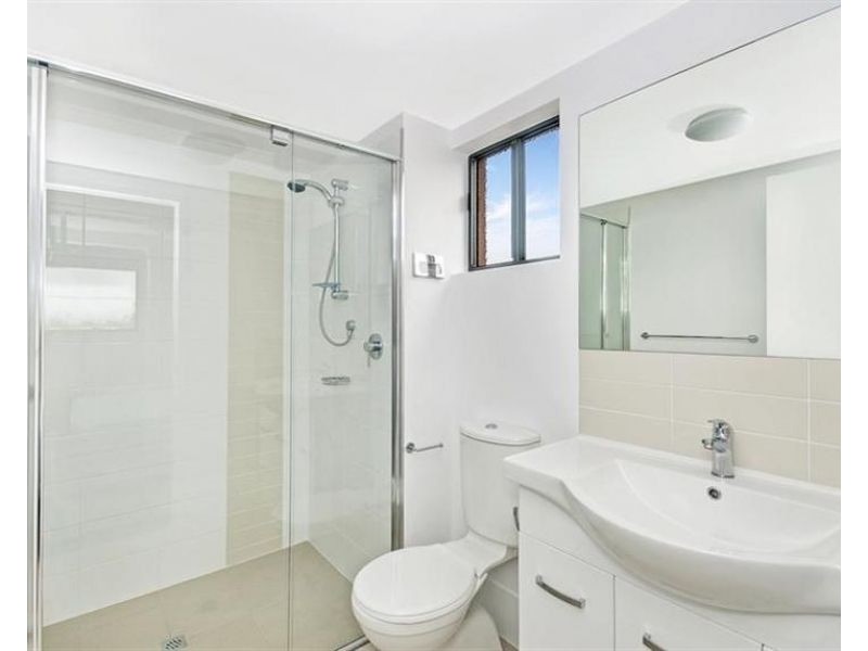 4 Paddington Terrace, Douglas QLD 4814