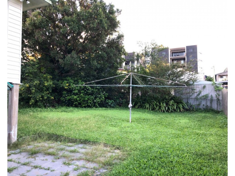 18 Perkin St, Upper Mount Gravatt QLD 4122