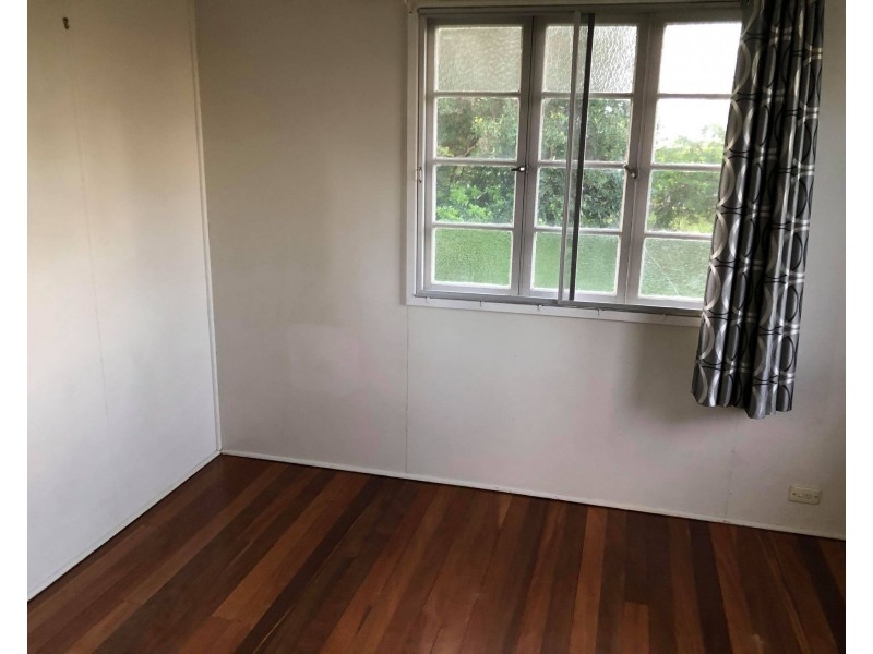 18 Perkin St, Upper Mount Gravatt QLD 4122