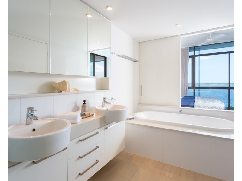 7406/323 Bayview Street, Hollywell QLD 4216