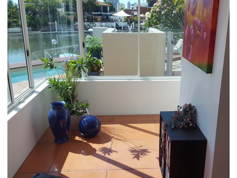 201/7 Mallana  Street, Surfers Paradise QLD 4217