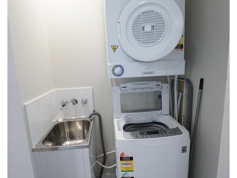 001/37D Harbour Road, Hamilton QLD 4007