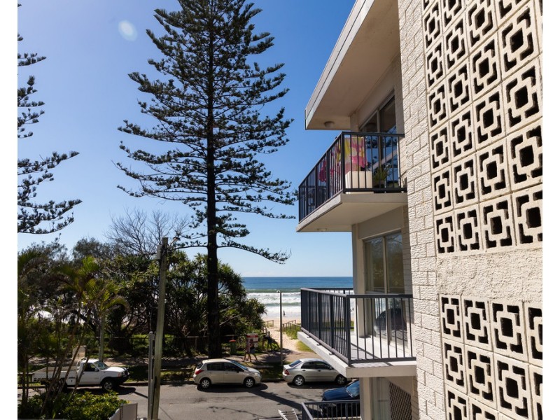 4/17 Broadbeach blvd, Broadbeach QLD 4218