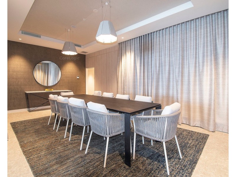 203/3 Northcliffe Terrace, Surfers Paradise QLD 4217