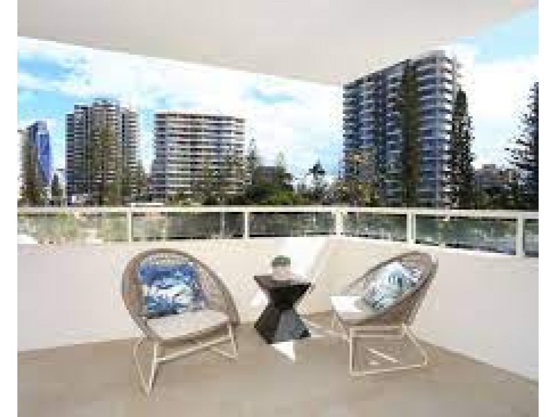 203/3 Northcliffe Terrace, Surfers Paradise QLD 4217