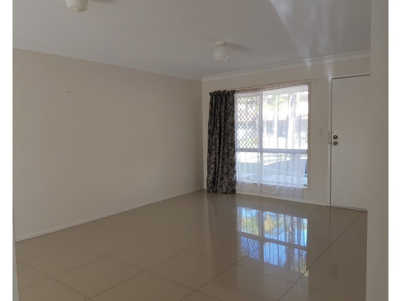 42/21 Usher Avenue, Labrador QLD 4215