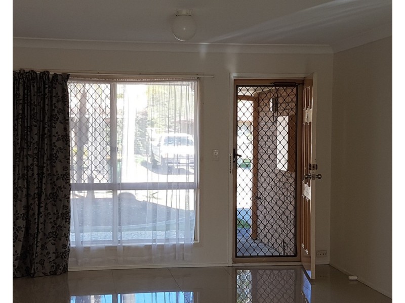 42/21 Usher Avenue, Labrador QLD 4215