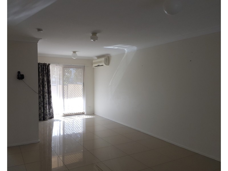 42/21 Usher Avenue, Labrador QLD 4215
