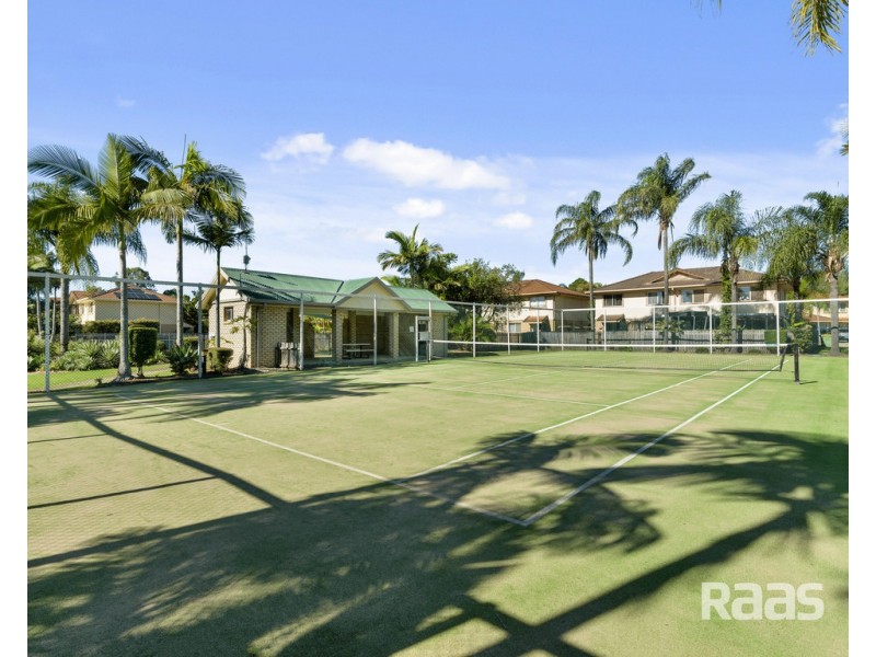 42/21 Usher Avenue, Labrador QLD 4215