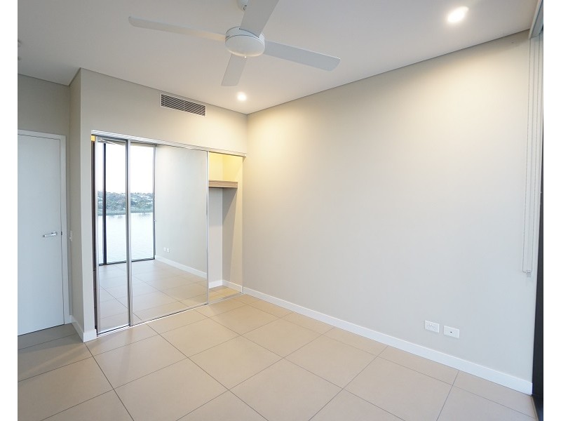 RENTED RENTED, Hamilton QLD 4007