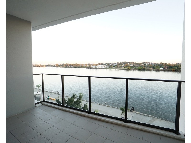 RENTED RENTED, Hamilton QLD 4007