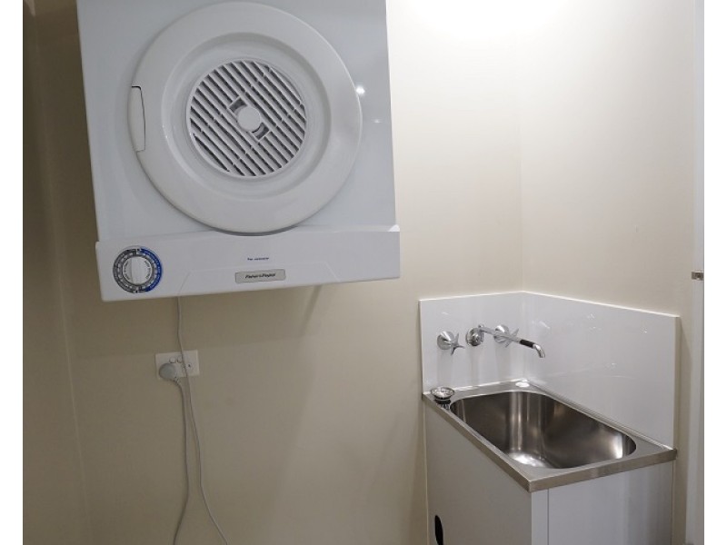 RENTED RENTED, Hamilton QLD 4007