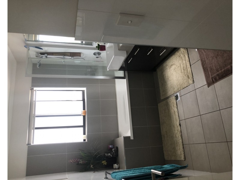 448 Oxley Avenue, Redcliffe QLD 4020