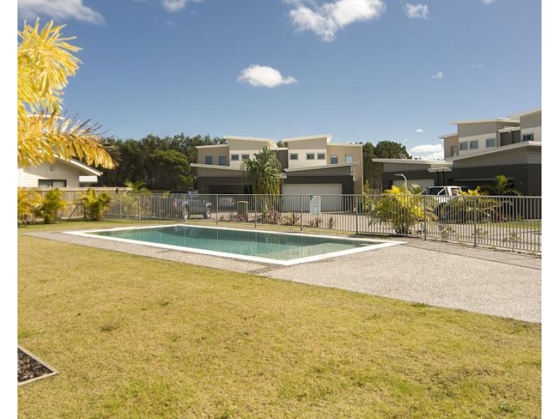 1/15 Catalina Drive, Mudjimba QLD 4564