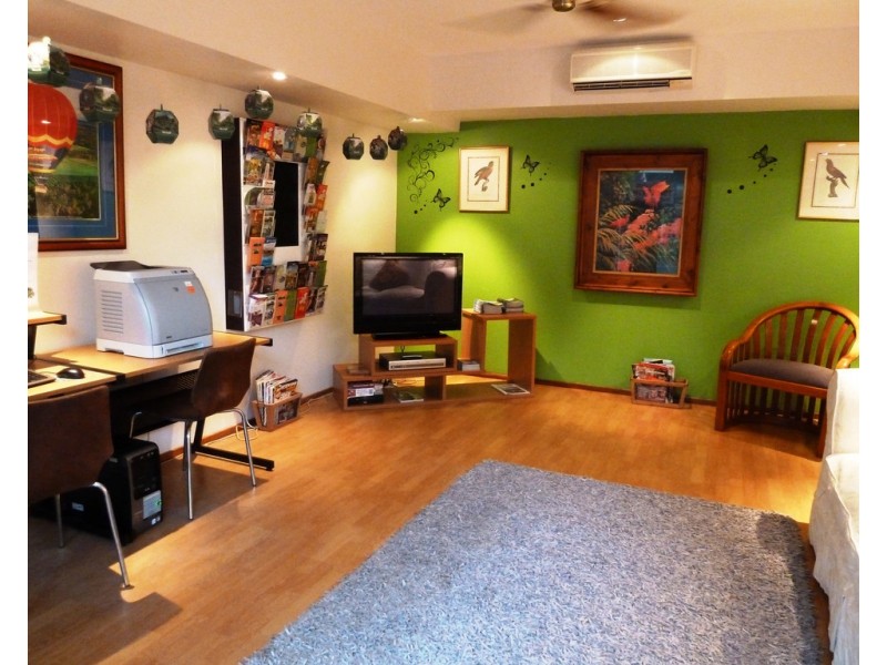 Palm Cove QLD 4879