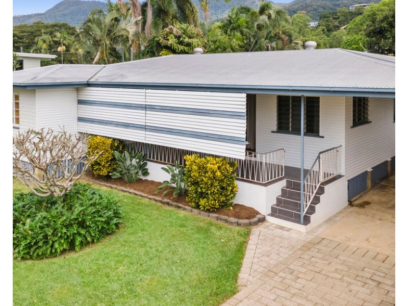 3 Watson Street, Earlville QLD 4870