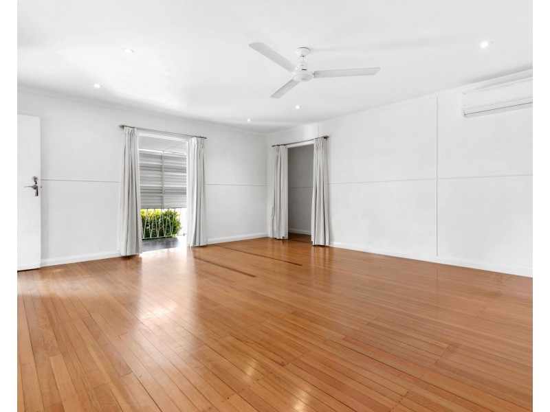3 Watson Street, Earlville QLD 4870