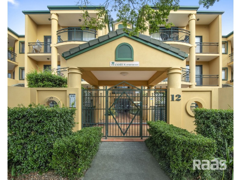 20/12 Spendelove Avenue, Southport QLD 4215