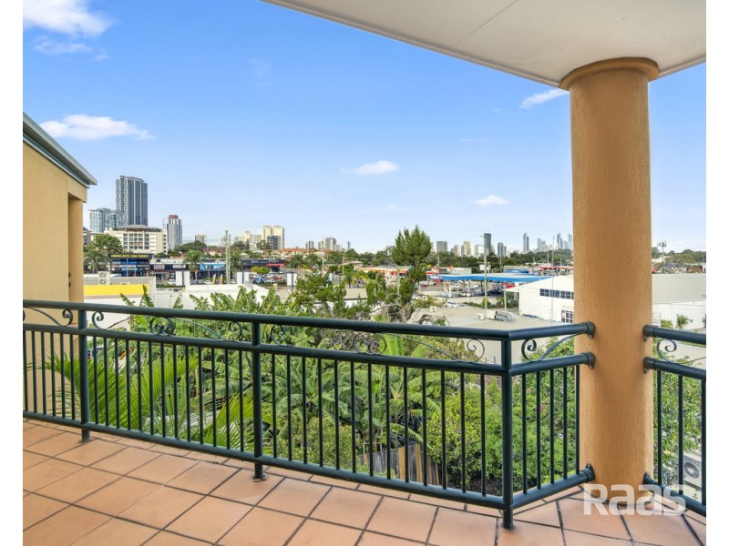 20/12 Spendelove Avenue, Southport QLD 4215
