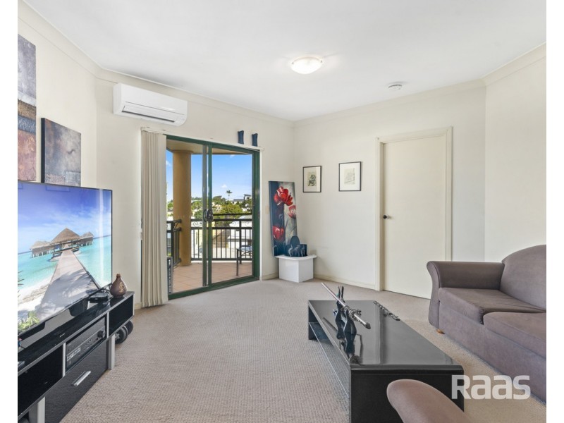 20/12 Spendelove Avenue, Southport QLD 4215